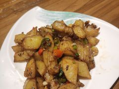 -花鸟鱼私家小厨(文殊院店)