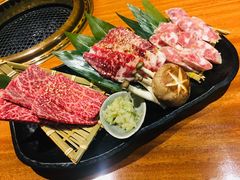 -肉魁屋·烧肉·烧鸟·酒场(高新店)