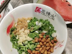 -忘情水鱼头·鲜鱼火锅(滨江中路店)