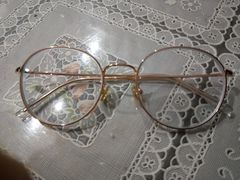 -MiRi眼镜连锁·蔡司·尼康控优点合作店(莘庄店)