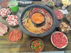 -黄潇洒老火锅(九眼桥宏济巷店)