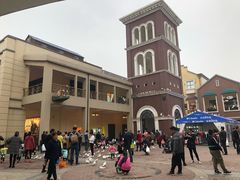 -王府井奥莱临潼小镇(临潼店)