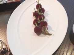 樱桃鹅肝-广州柏悦酒店·悦景轩·粤菜餐厅