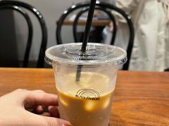 Latte-black rainbow coffee