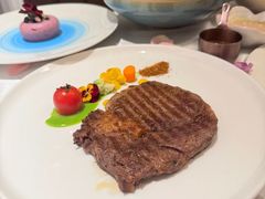 炭烤安格斯肩胛牛排-PARFUM FLORAL花境法餐(南京首店)