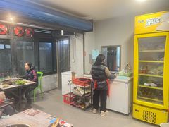 -渝嘴小老弟老火锅(华新村店)