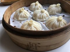 虾肉汤包-小六汤包砂煲菜(文景路店)