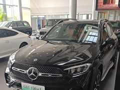 -天津波士信达奔驰4S店(卫津南路店)