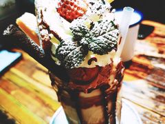 爆炸冰激淋巧克力-MIKAKU(万达广场上海宝山店)