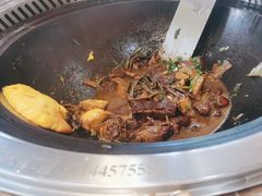 -锅老头海鲜铁锅炖