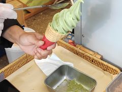 -杭州西湖银泰百货