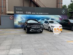 -上海星瀚奔驰4S店(红柳路店)