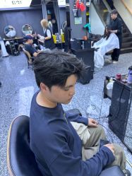 -藤野造型专业烫染接发