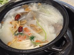 -九寨沟特色牦牛肉汤锅