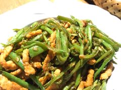 扁豆肉丝-娄三少春饼·烤鸭(合生汇购物中心店)