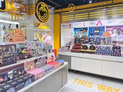 -泡泡玛特POPMART(上海环球港店)