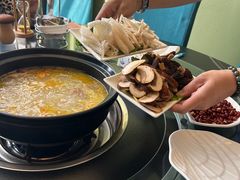 -野菌皇海景野生菌火锅(滨海大道店)