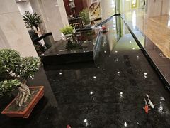 -天津滨海圣光皇冠假日酒店
