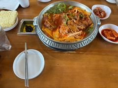 -喇喇排骨火锅·传统韩式脊骨汤(望京西园总店)