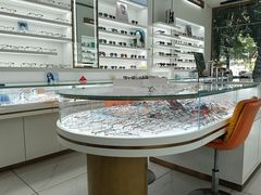 -精视达眼镜•专业儿童配镜中心(学府大道店)