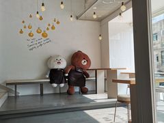-顶东面包花园·生日蛋糕(世博店)