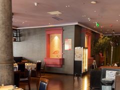 -八府香鸭·啫啫煲(华山路店)