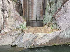 -绍兴东湖风景区