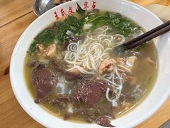 -文山荷鲜居(翠湖店)