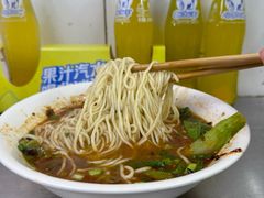 -黎氏老太婆小面馆(临华大厦店)
