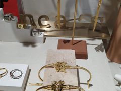-LADY FAFA(巨鹿路陕西南路路口店)