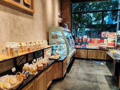 -皇冠幸福里动物奶油生日蛋糕(丹水池店)