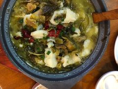 -周鱼小馆石锅酸菜鱼(活力汇店)