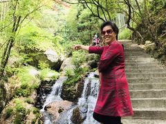 -藏龙百瀑风景区