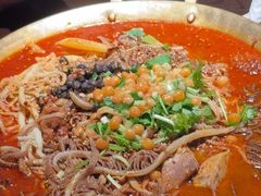 -张翻越·川渝冒菜·武汉黑鸭煲(城北万象城店)