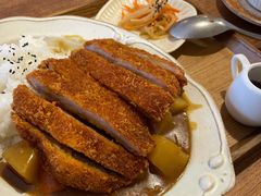 咖喱炸猪排堤坝饭-Ginko银子(青龙街店)