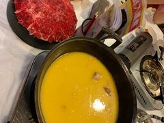 -鲜入围煮花胶鸡海鲜火锅