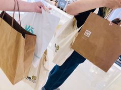 -优衣库(郑州丹尼斯大卫城店)