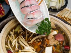 -土连锅·现熬养生汤锅(梁家巷店)