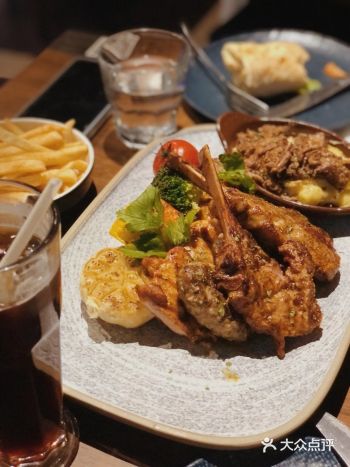 别有风味的地中海烧烤餐厅