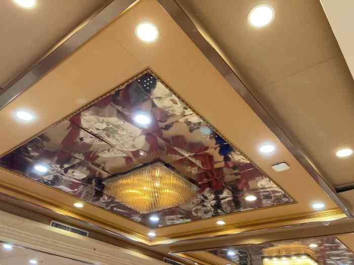 文园酒楼-"今天中午跟家人一起喝茶,必须点当然牛腩拉.