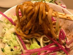 -黑八私房老北京炸酱面