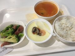 -浦东图书馆读者餐厅