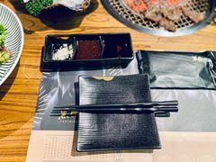 餐具摆设-黑牛の店·和牛烧肉(合生汇店)