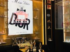 -DIOR迪奥(德基广场女装店)