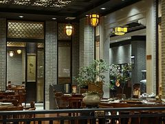 -龙悦湾酒家·八阵鱼生·渔人码头店