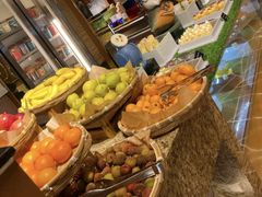 -怡咖啡海鲜自助餐厅(浦东香格里拉店)