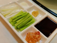 特色烤鸭-九花山烤鸭店