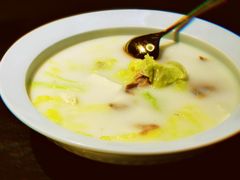 鸭架汤-荣公子创意菜
