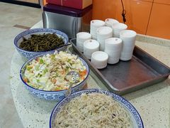 -闫家驴肉老店(华电一校店)
