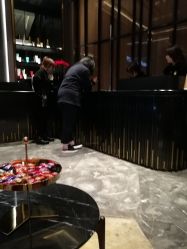 -侨治发型